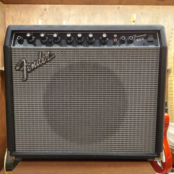 Комбоусилитель для электрогитары Fender Frontman 25R Indonesia 2010s