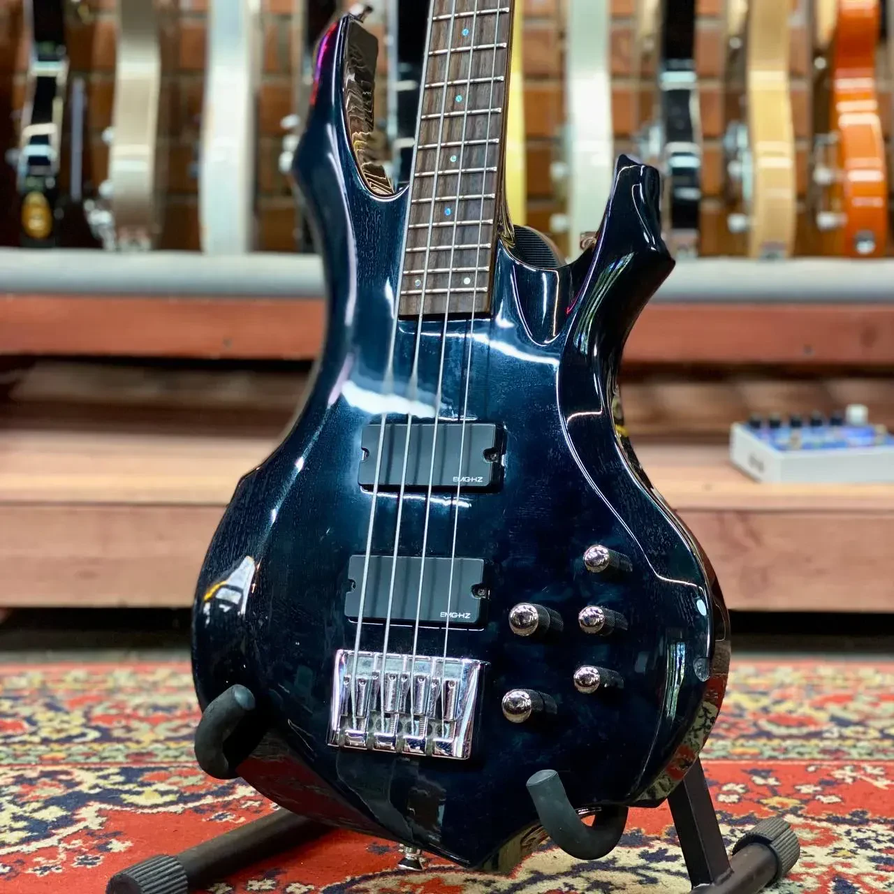 Изображение №5