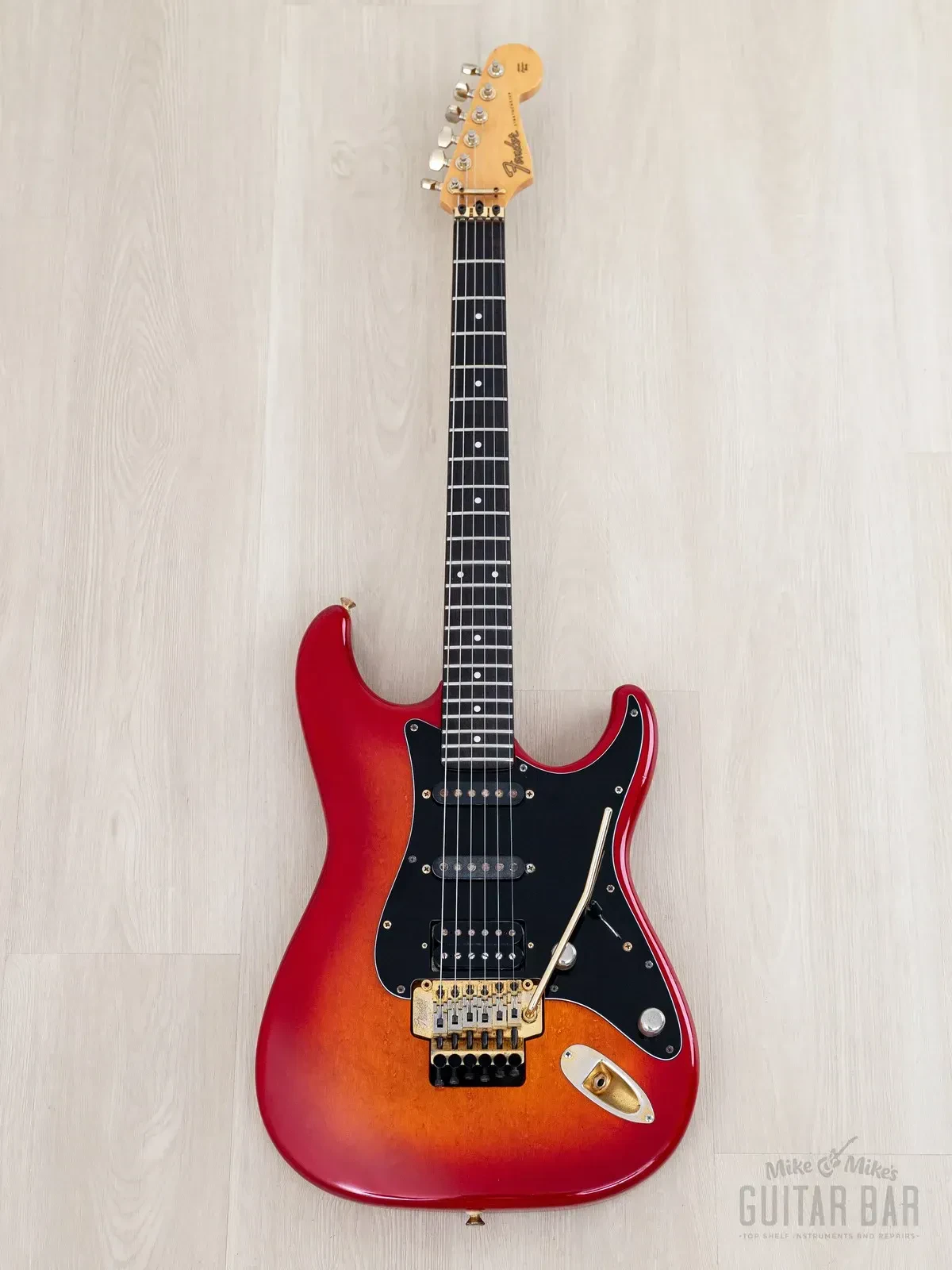 Электрогитара Fender Pro Feel Stratocaster STR75 SSH Cherry Red Sunburst w/gigbag Japan 1988