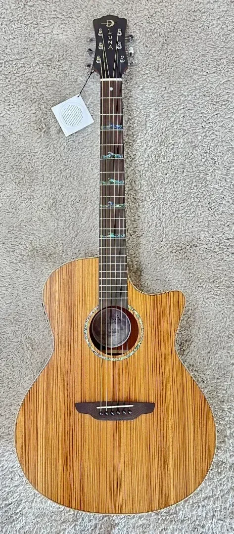 Luna HT ZBR GCE High Tide ZEBRA GRAND CONCERT Acoustic/Electric GUITAR