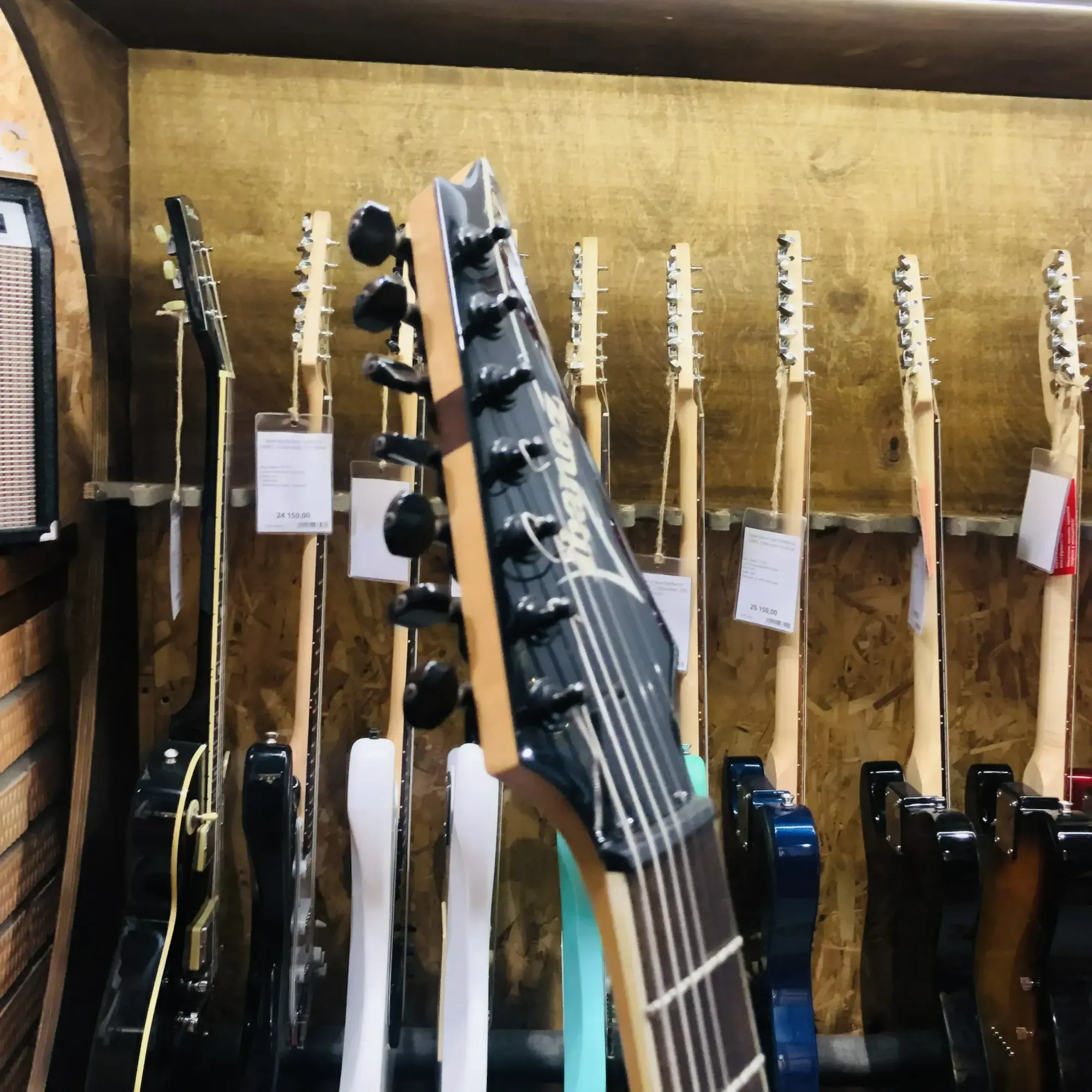 Изображение №9