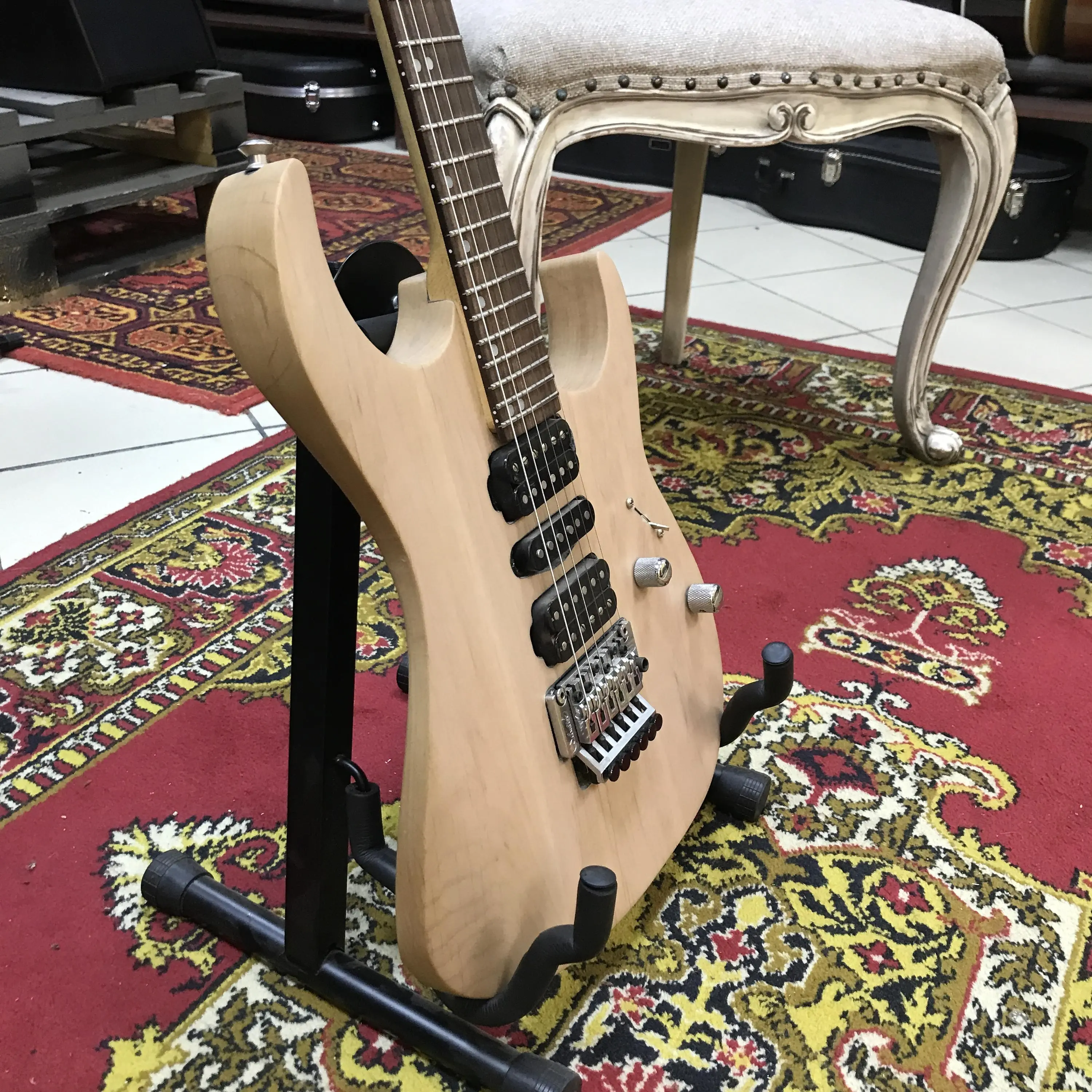 Изображение №6