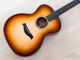 Б/У Электроакустическая гитара Taylor Custom Grand Auditorium, без выреза, 2022