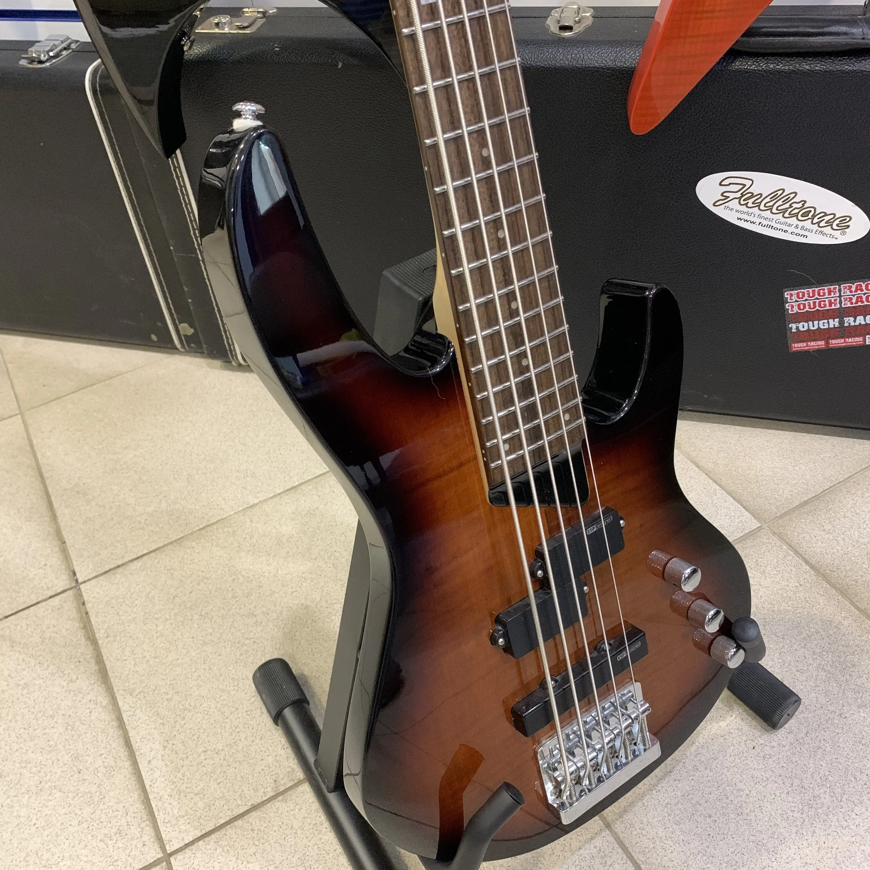 Изображение №4