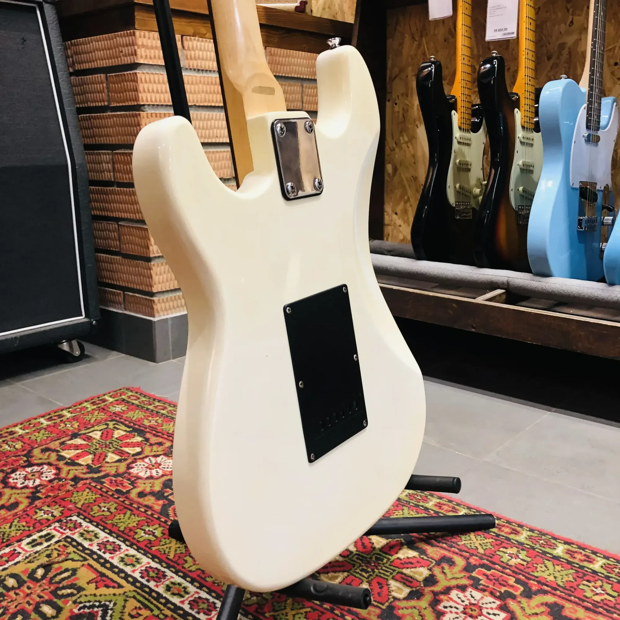 Изображение №11