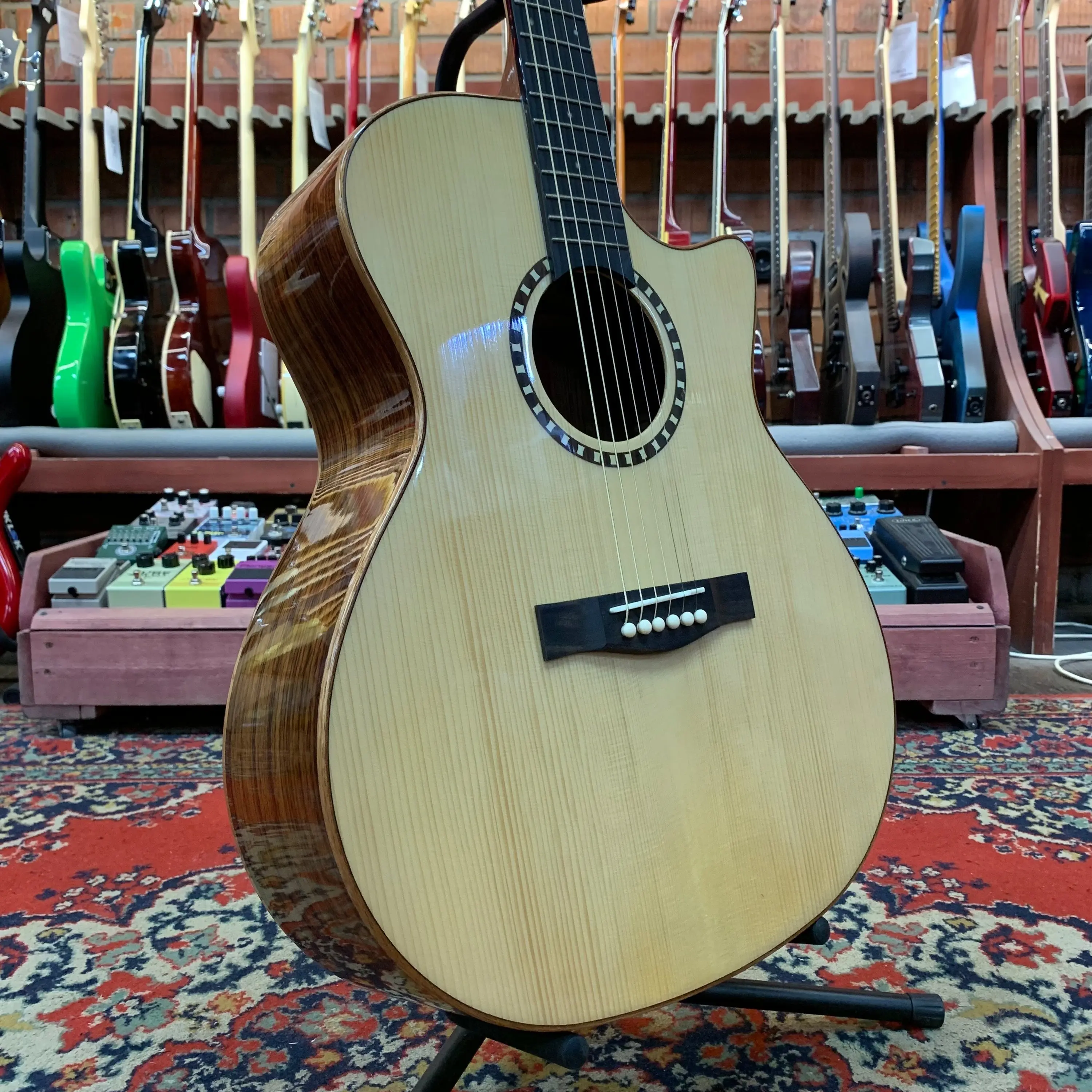 Изображение №7