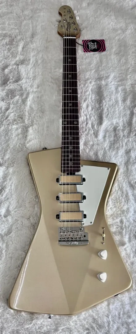 Б/У Электрогитара Sterling by Music Man St. Vincent Goldie Signature, 3 звукоснимателя