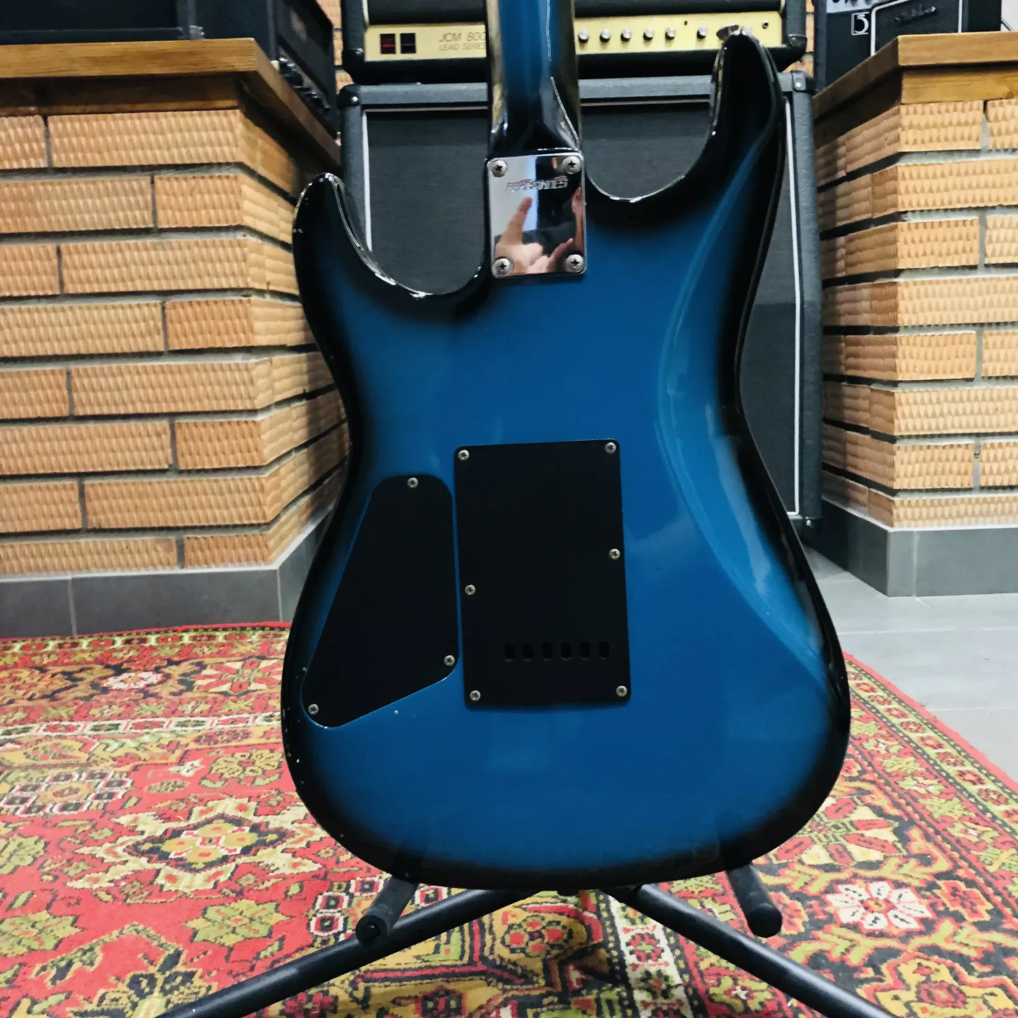 Изображение №10