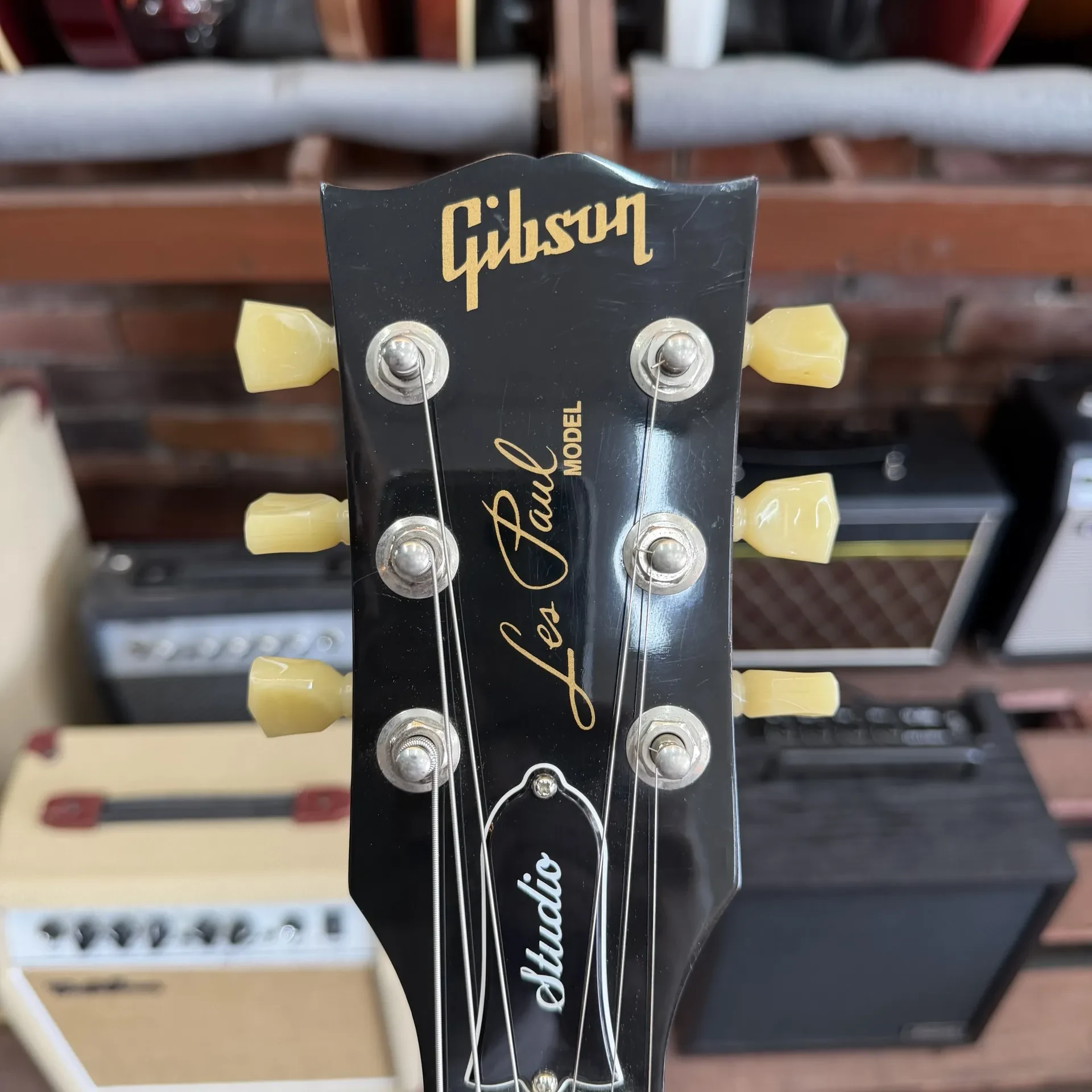 Электрогитара  Gibson Les Paul Studio Wine Red 2013's