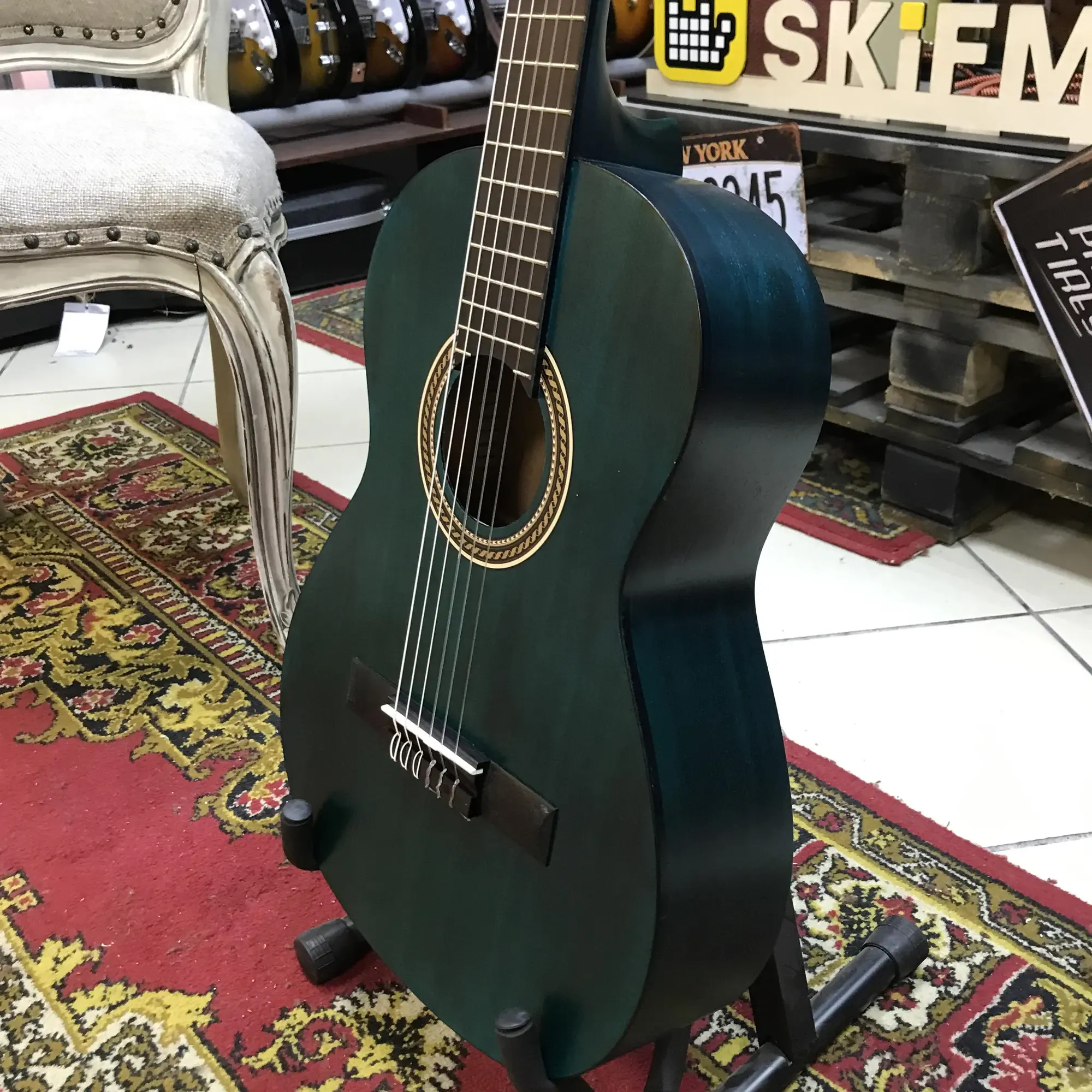 Изображение №5