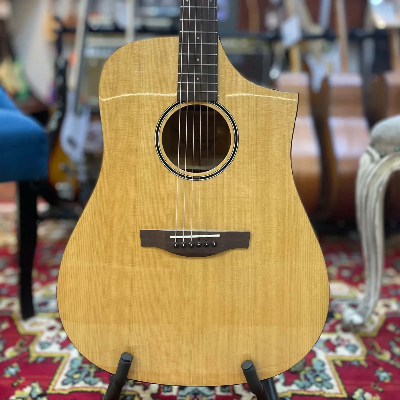 Акустическая гитара Covenant 150DV Dreadnought Cutaway Natural с чехлом 2024s