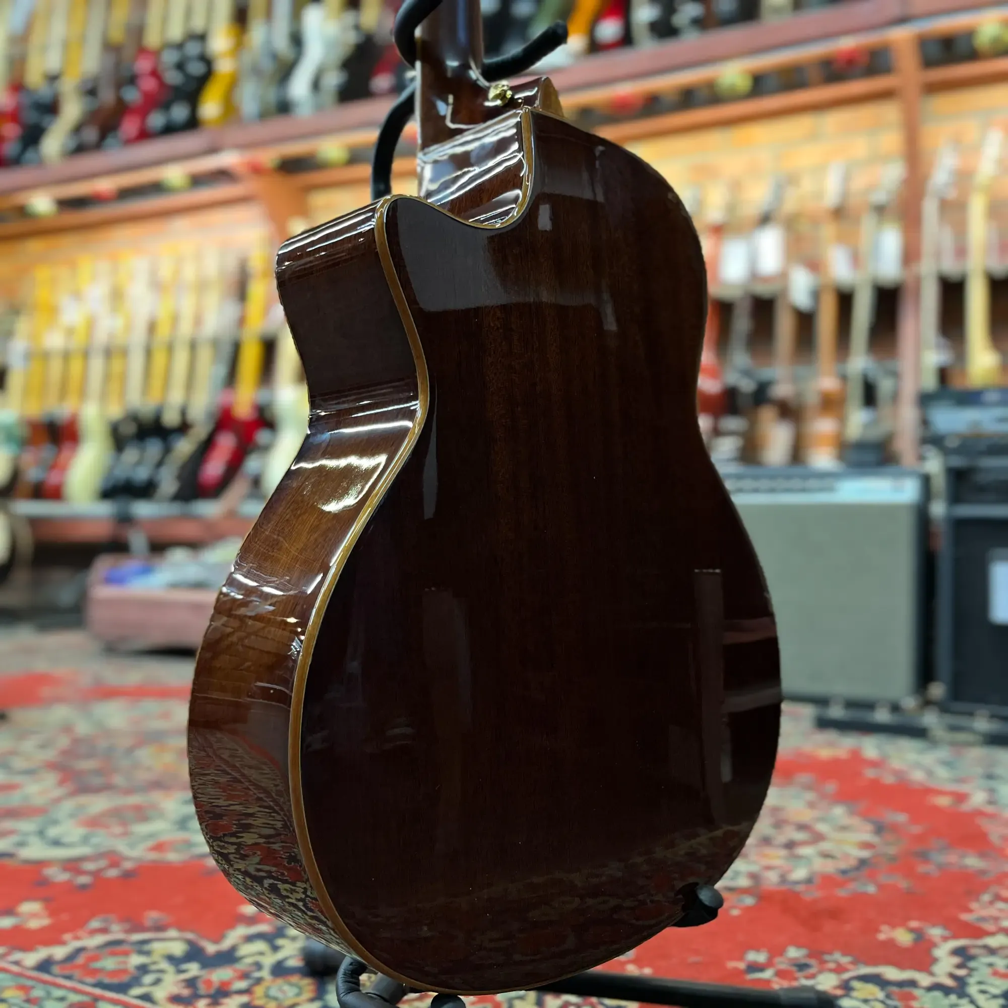 Изображение №7