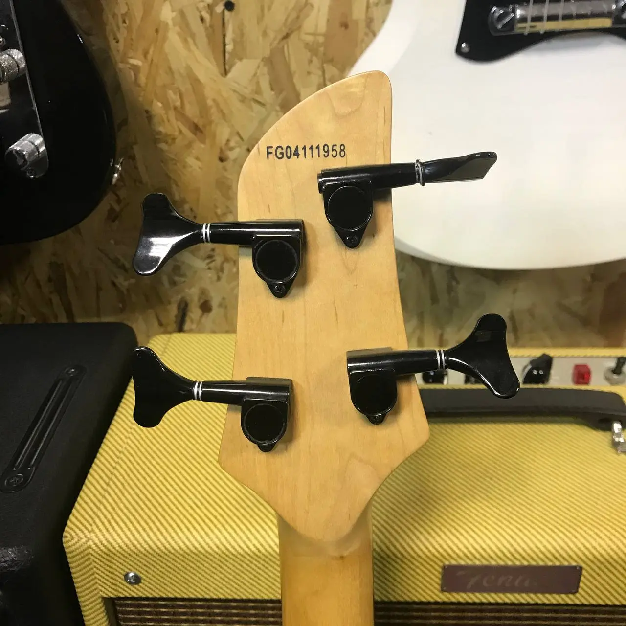 Изображение №6