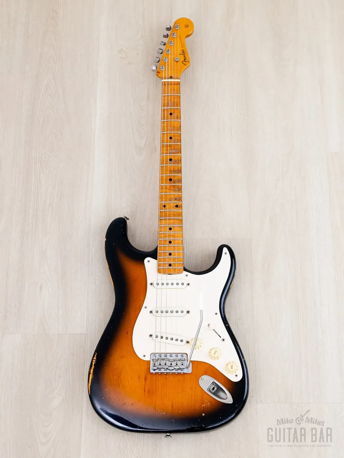 Электрогитара Fender 1954 Stratocaster Vintage Reissue ST54-900 SSS Sunburst w/gigbag Japan 1989
