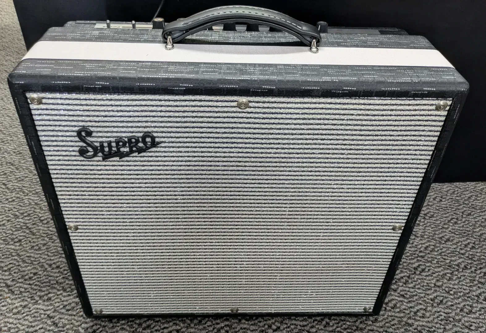 Supro Tyler Bryant Black Magick Reverb TB 1x12 35-Watt Tube Combo Guitar Amp