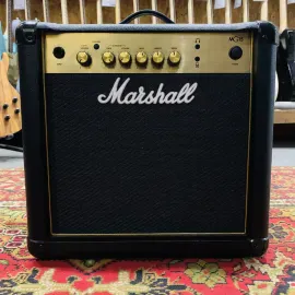 Комбоусилитель для электрогитары Marshall MG15 2020s Vietnam