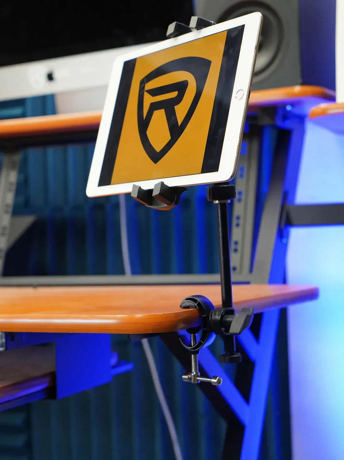 Изображение №11