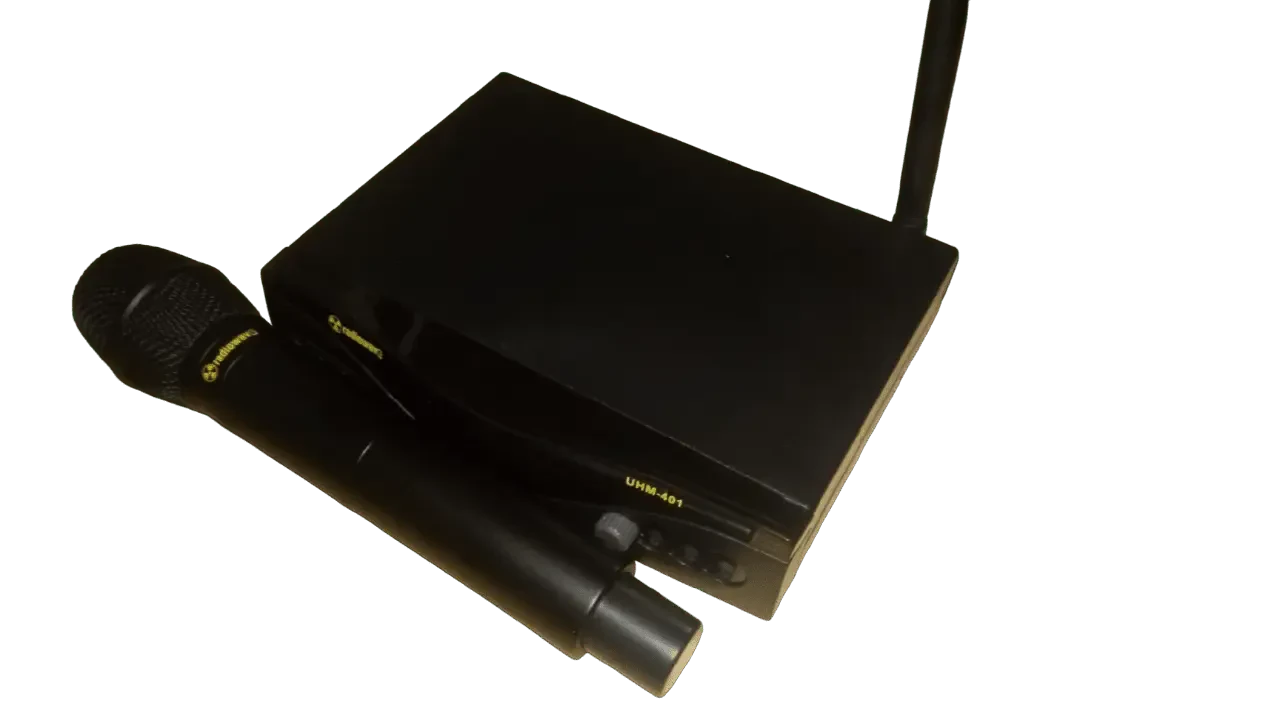 Микрофонная радиосистема Radiowave UHM-401 с 1 ручным микрофоном