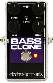 Педаль эффектов для бас-гитары Electro-Harmonix Bass Clone Chorus