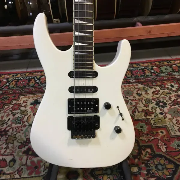 Электрогитара Jackson Professional Soloist XL White Japan 1992