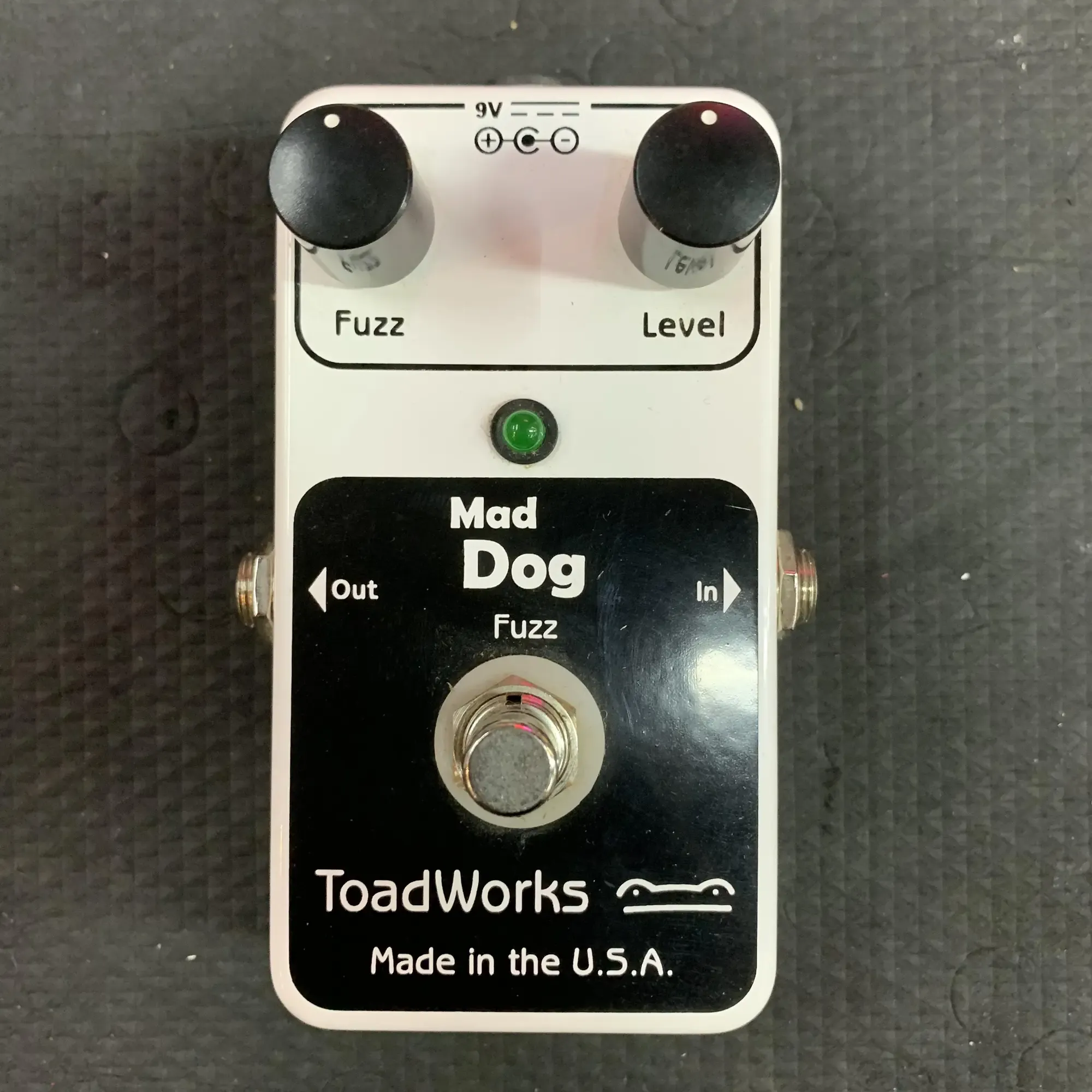 Педаль эффектов для электрогитары ToadWorks Mad Dog Fuzz USA 2010's