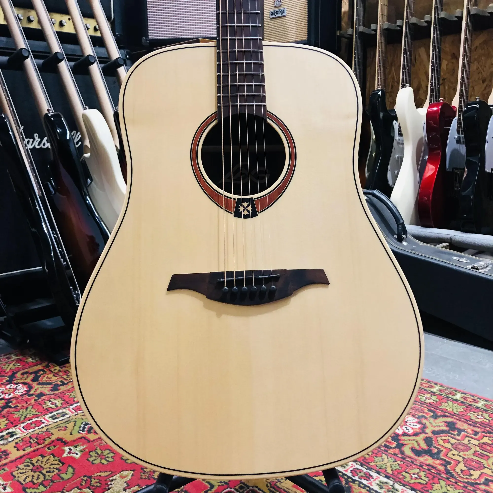 Акустическая гитара Lag Tramontane T70D China 2022 w/gigbag