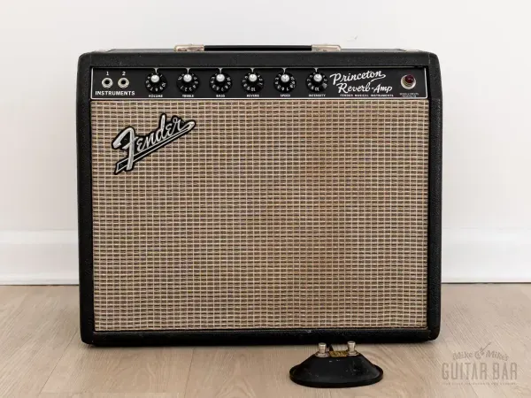 Комбоусилитель для электрогитары Fender Princeton Reverb Black Panel 12W 1x10