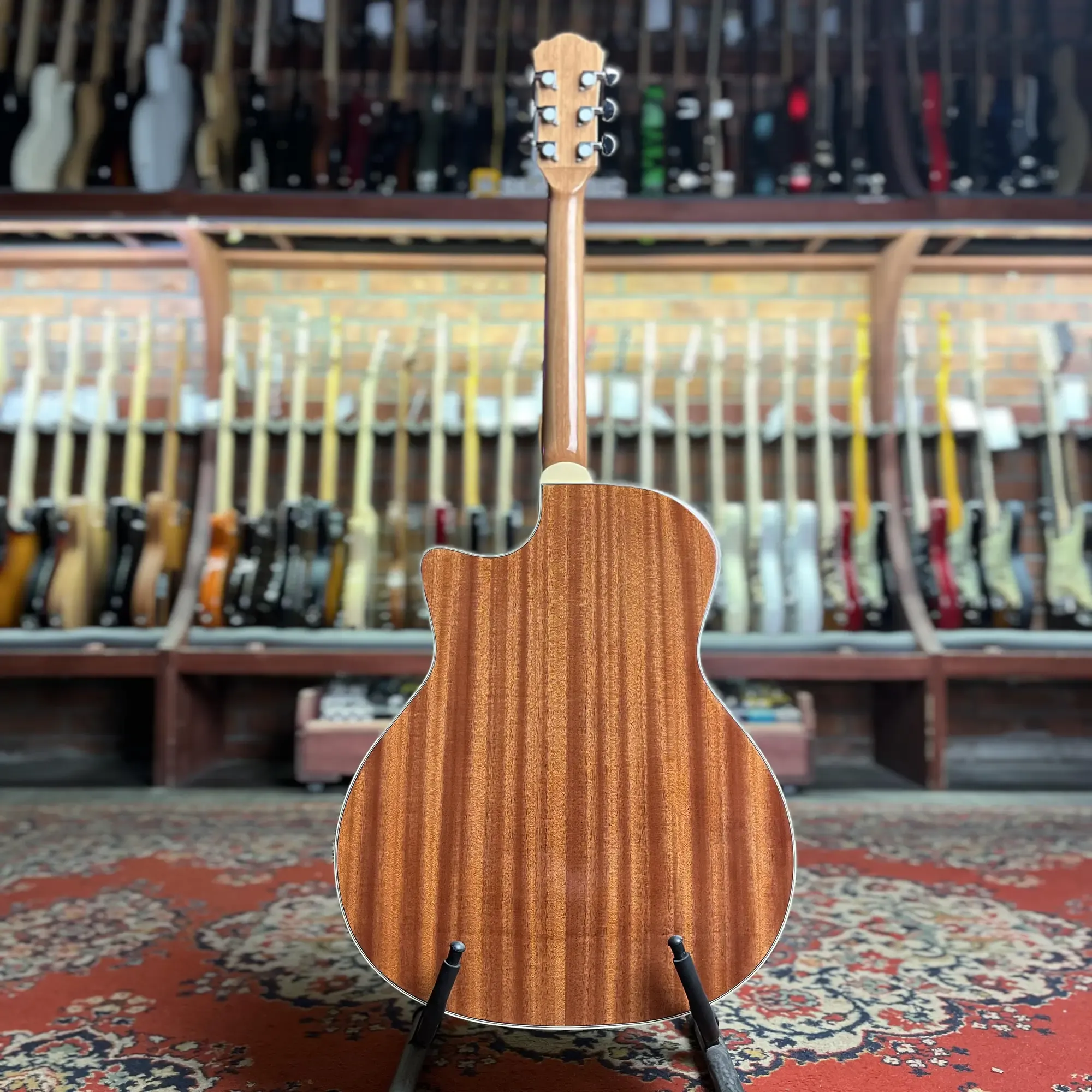 Изображение №4