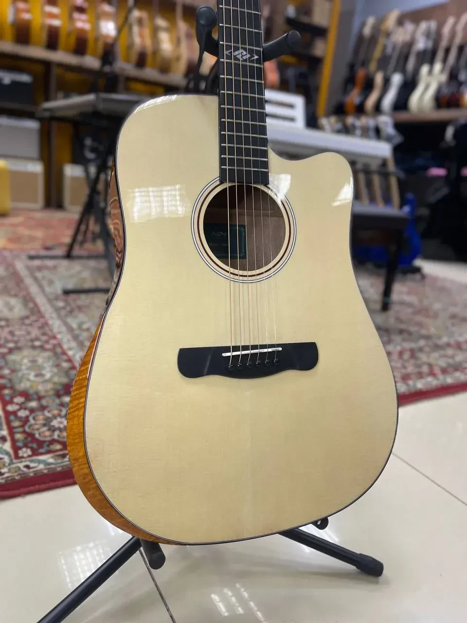 Акустическая гитара Aion Q20 Dreadnought Natural Gloss