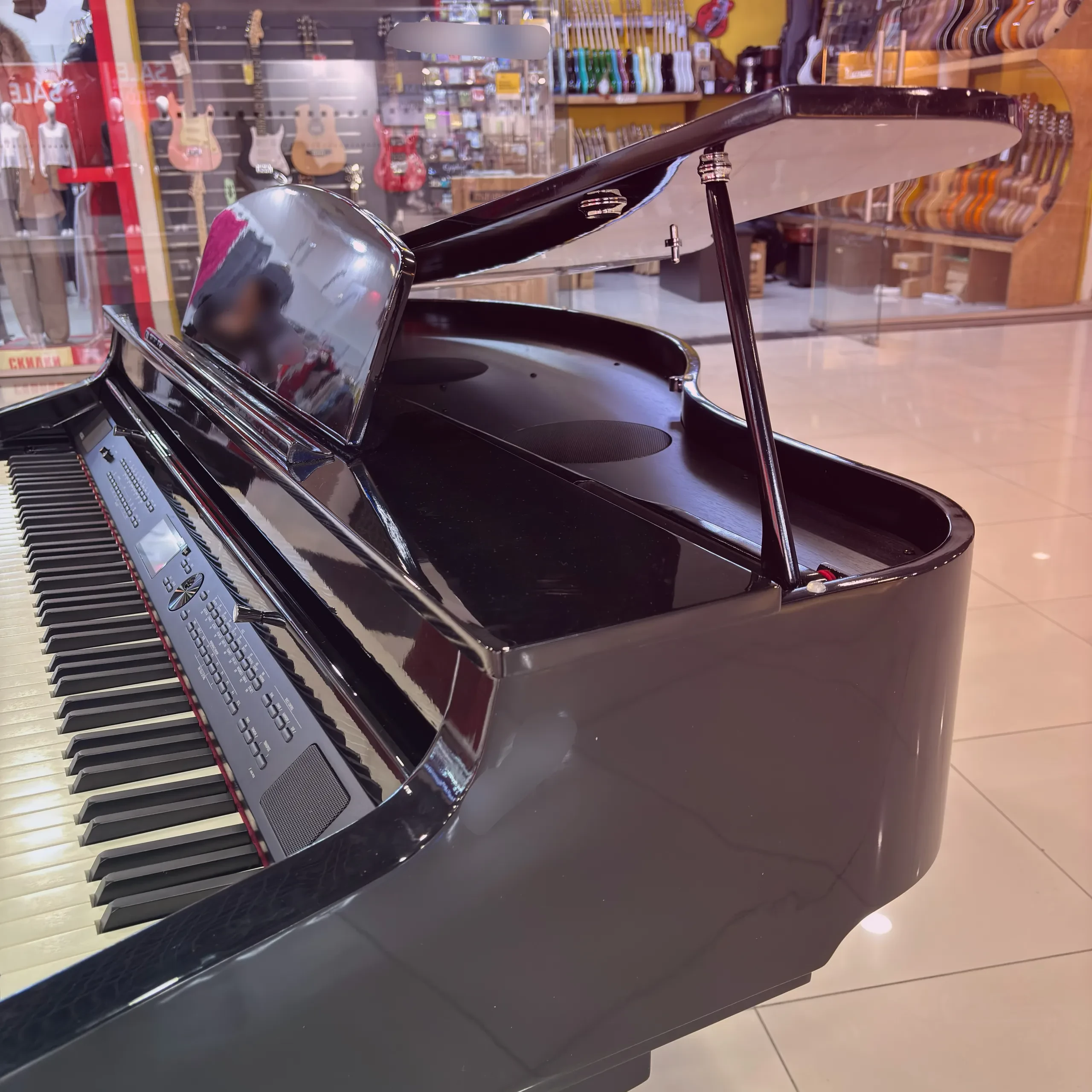 Изображение №5