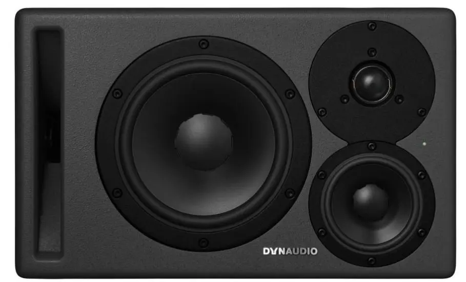 Студийный монитор Dynaudio Core 47 правый
