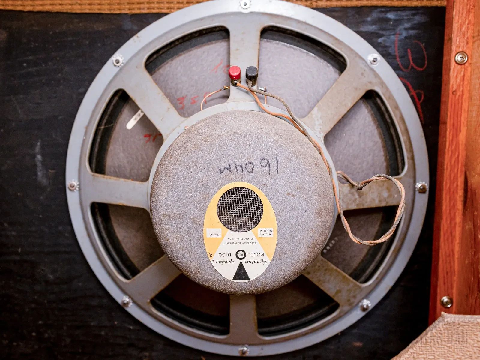 Изображение №10