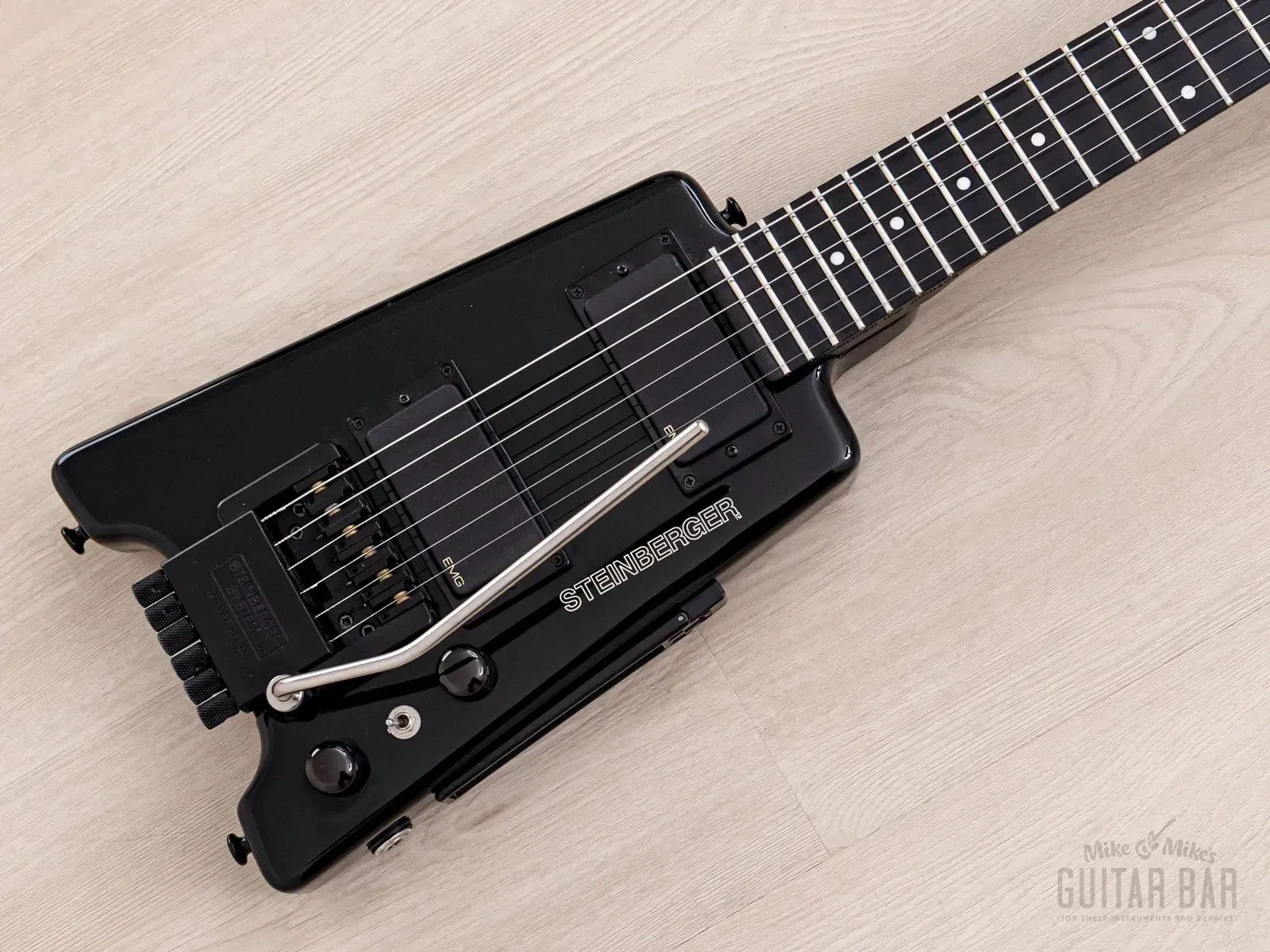 2006 Steinberger GLB-2S Headless Guitar Black, Near-Mint w/ Case & Tags