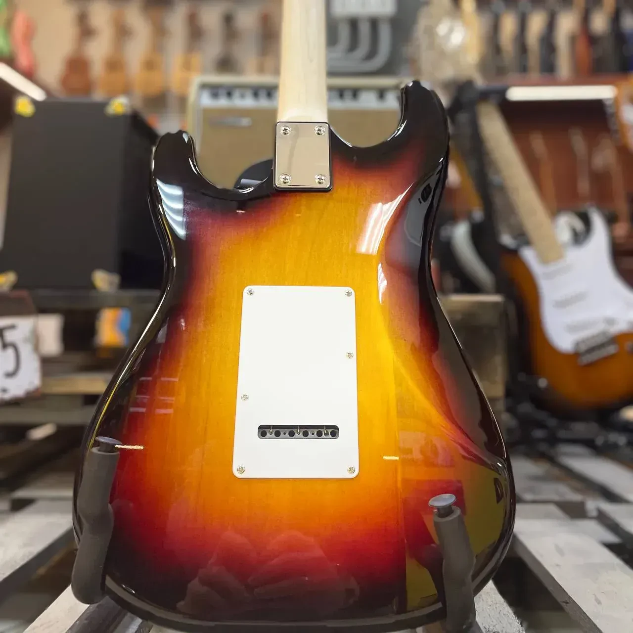 Изображение №8