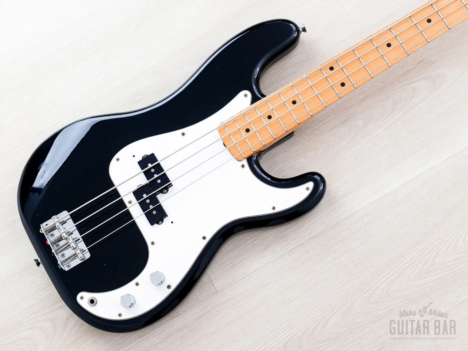 1990 Fender Precision Bass ‘70 Vintage Reissue PB70-700 w/ Ash Body, Japan MIJ