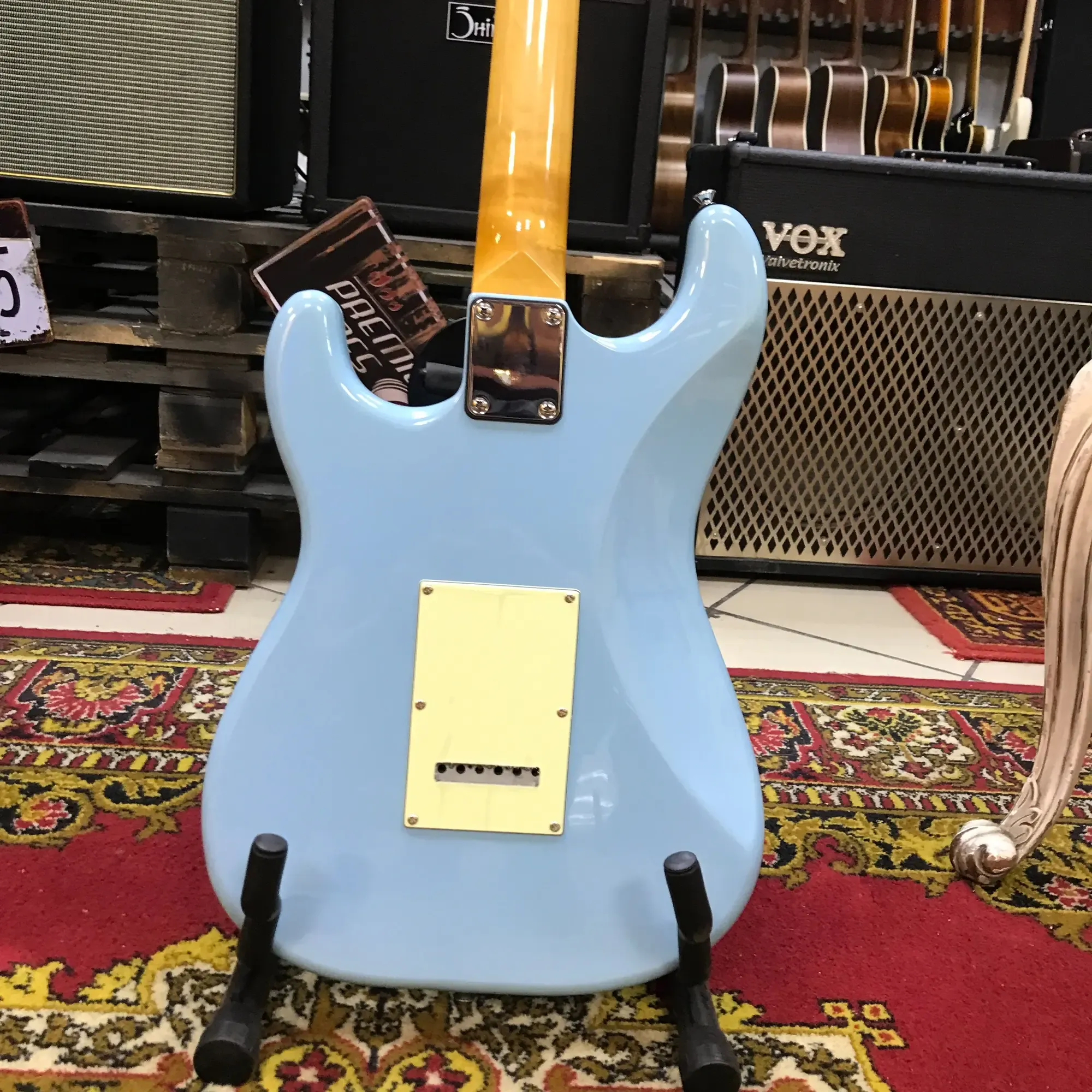 Изображение №12