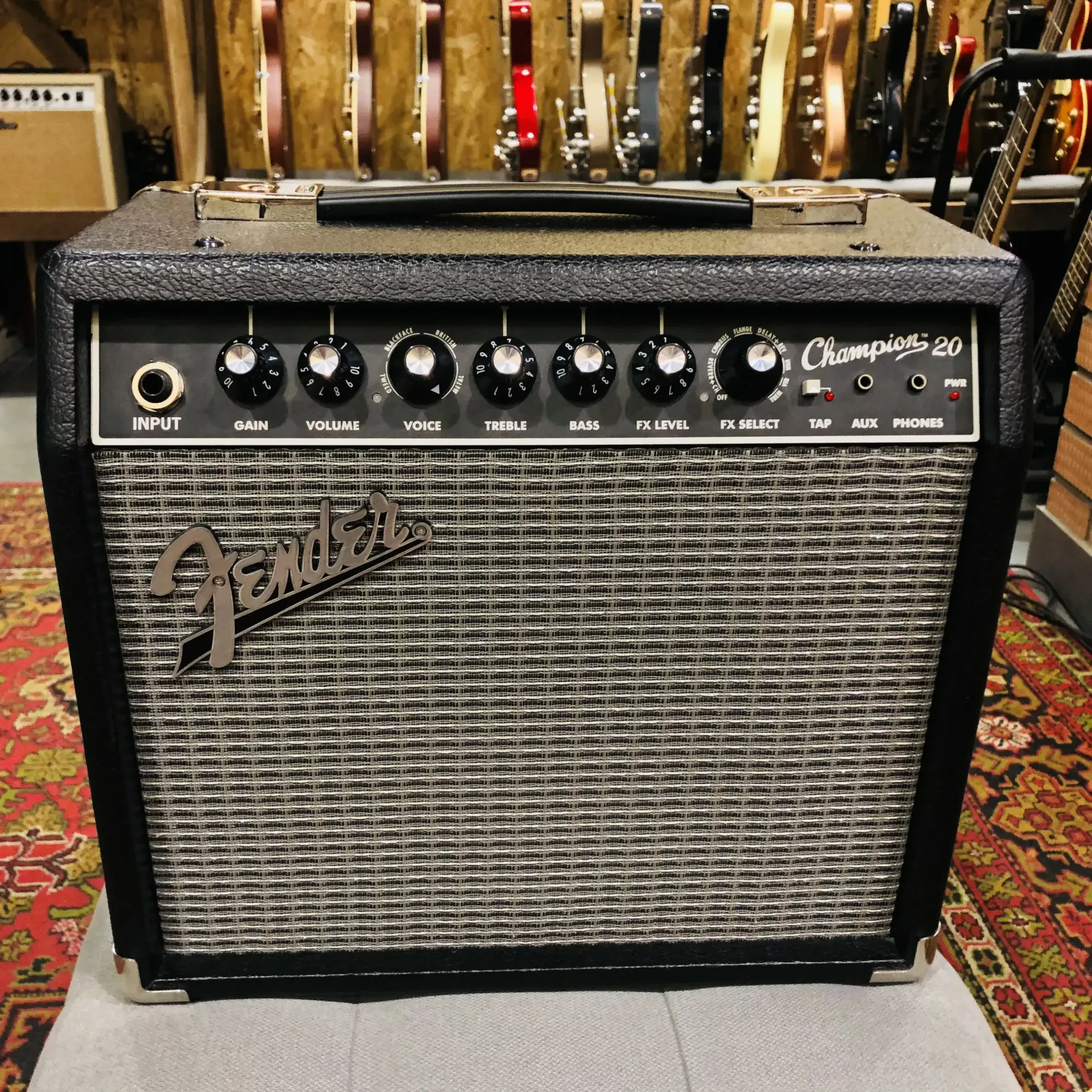 Комбоусилитель для электрогитары Fender Champion 20 China 2022