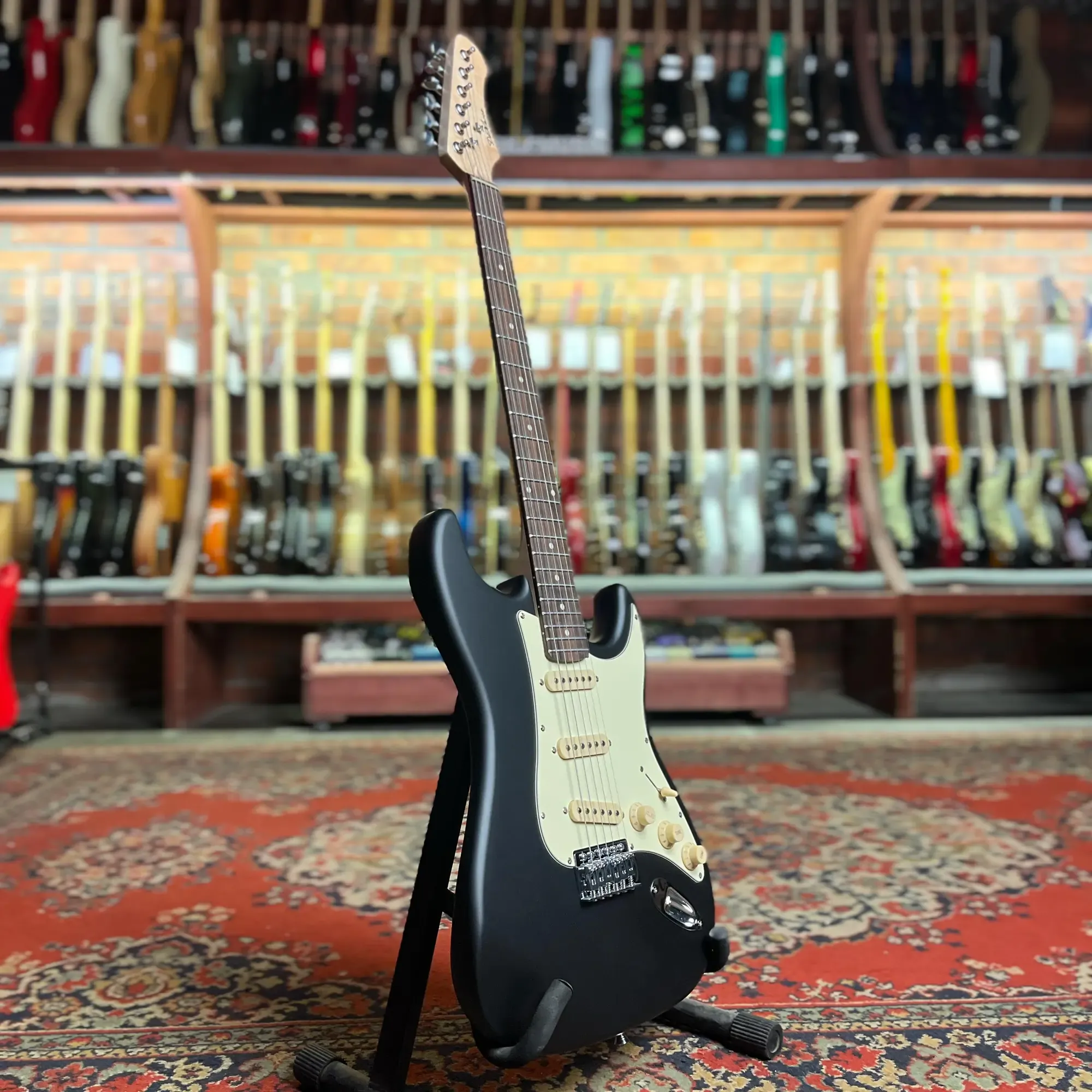 Изображение №6