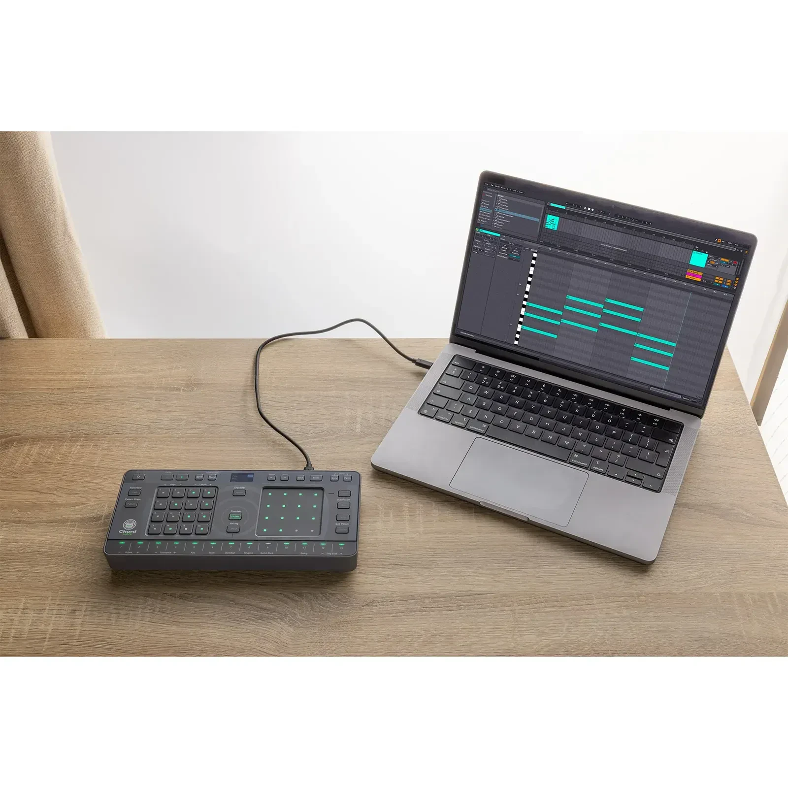 Изображение №6