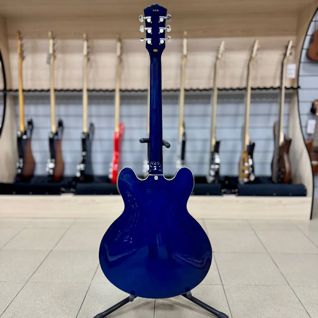 Изображение №7