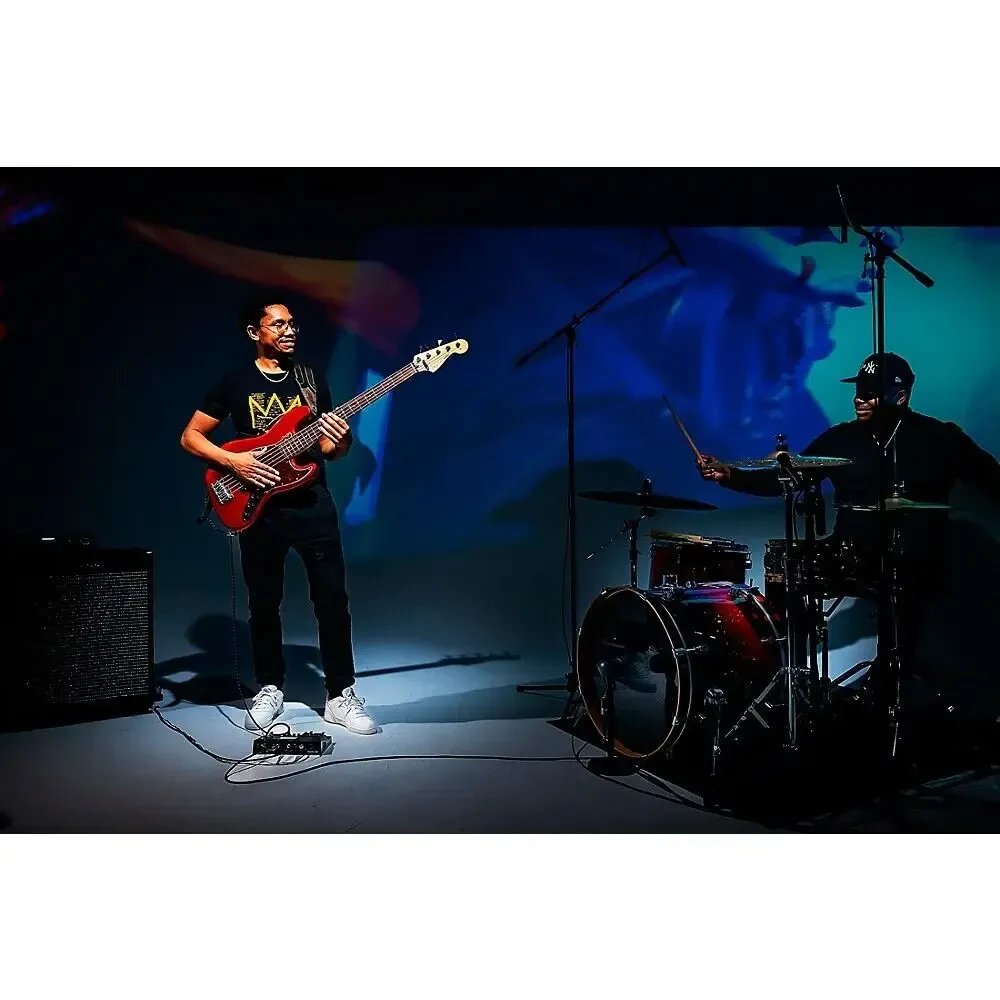 Изображение №6