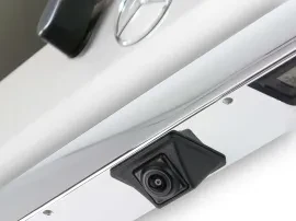 Alpine KIT-R1V Rückfahrkamera-Einbauset für Mercedes Vito Viano 639