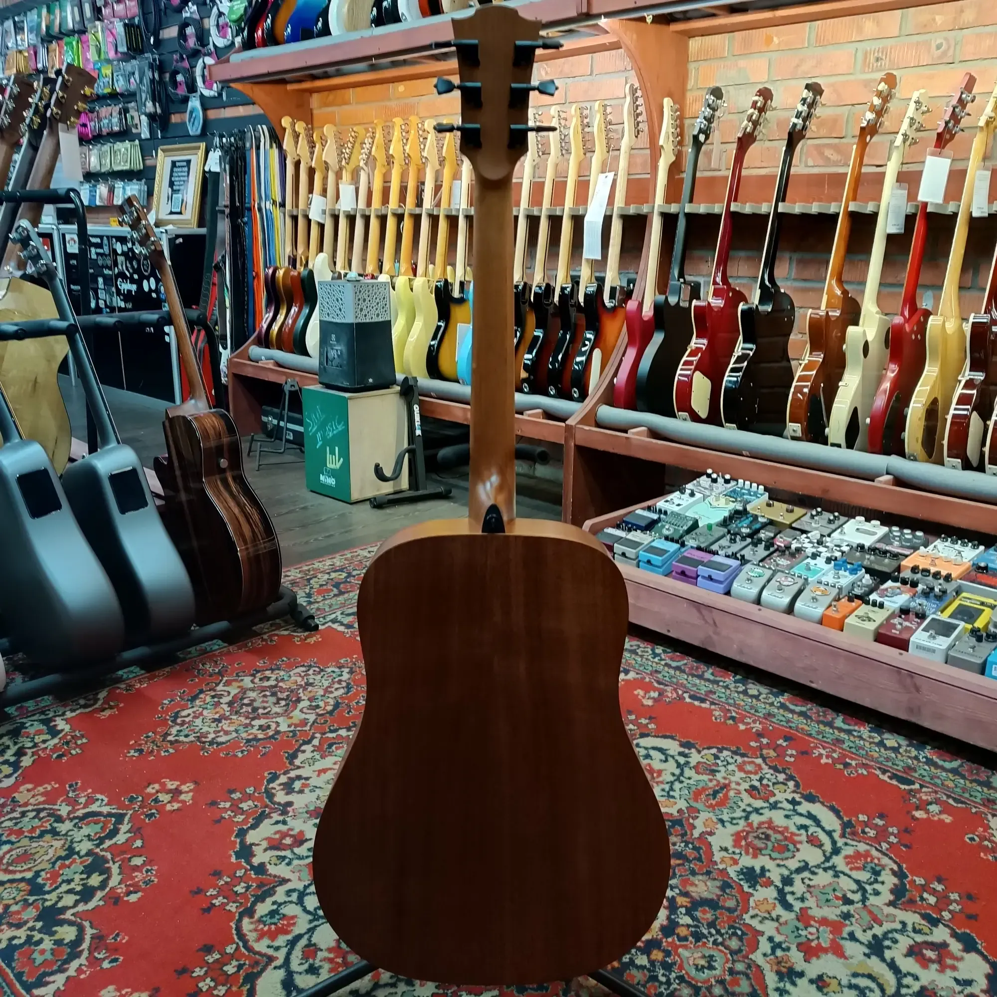 Изображение №6