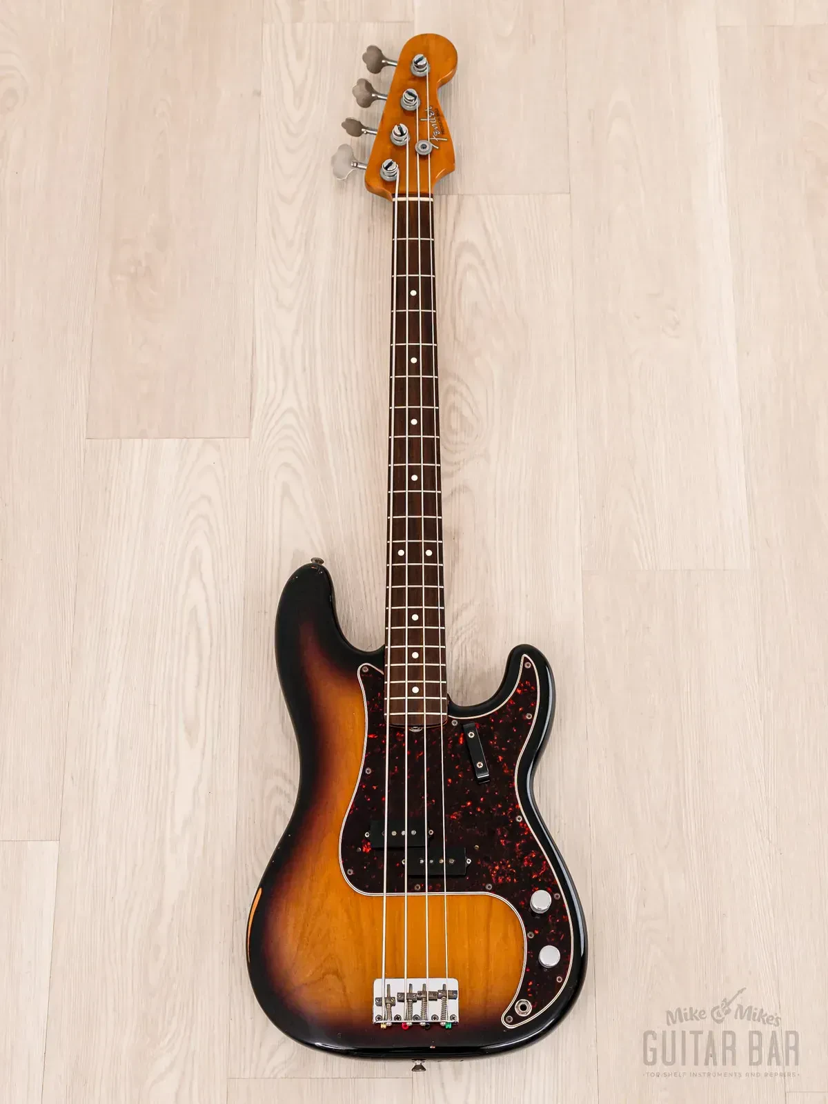 Бас-гитара Fender American Vintage 1962 Precision Bass P Sunburst w/case USA 2001