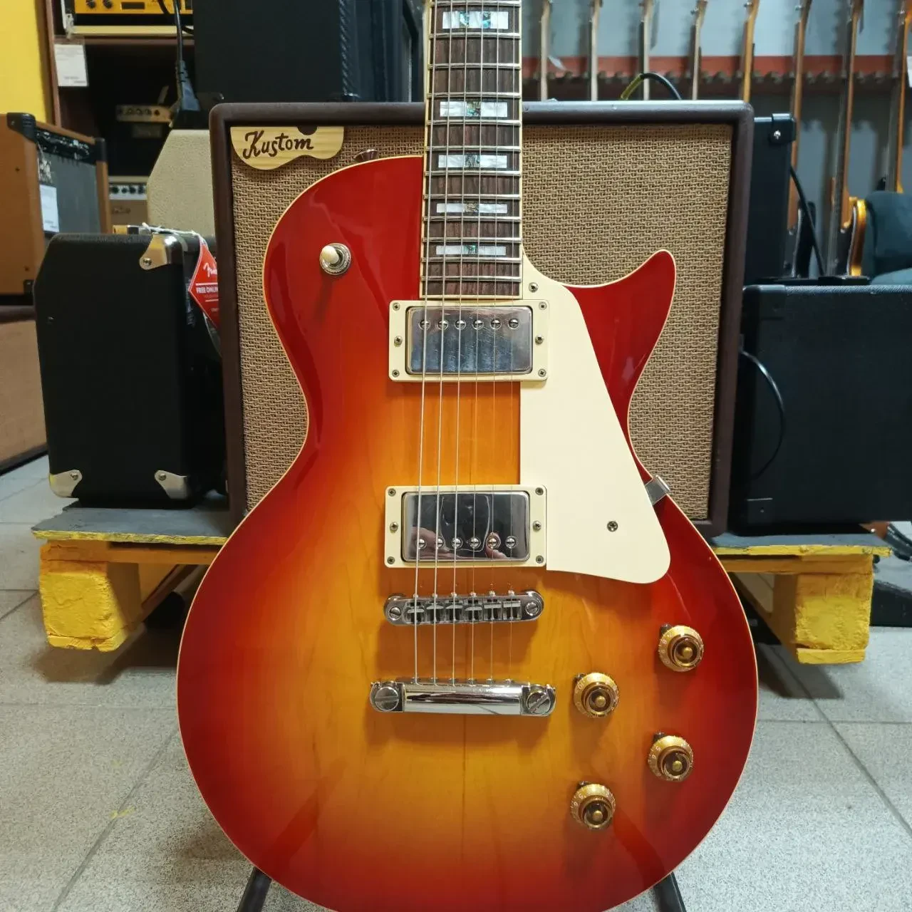 Электрогитара Greco Les Paul GT-850S Cherry Burst HH Japan 2000's