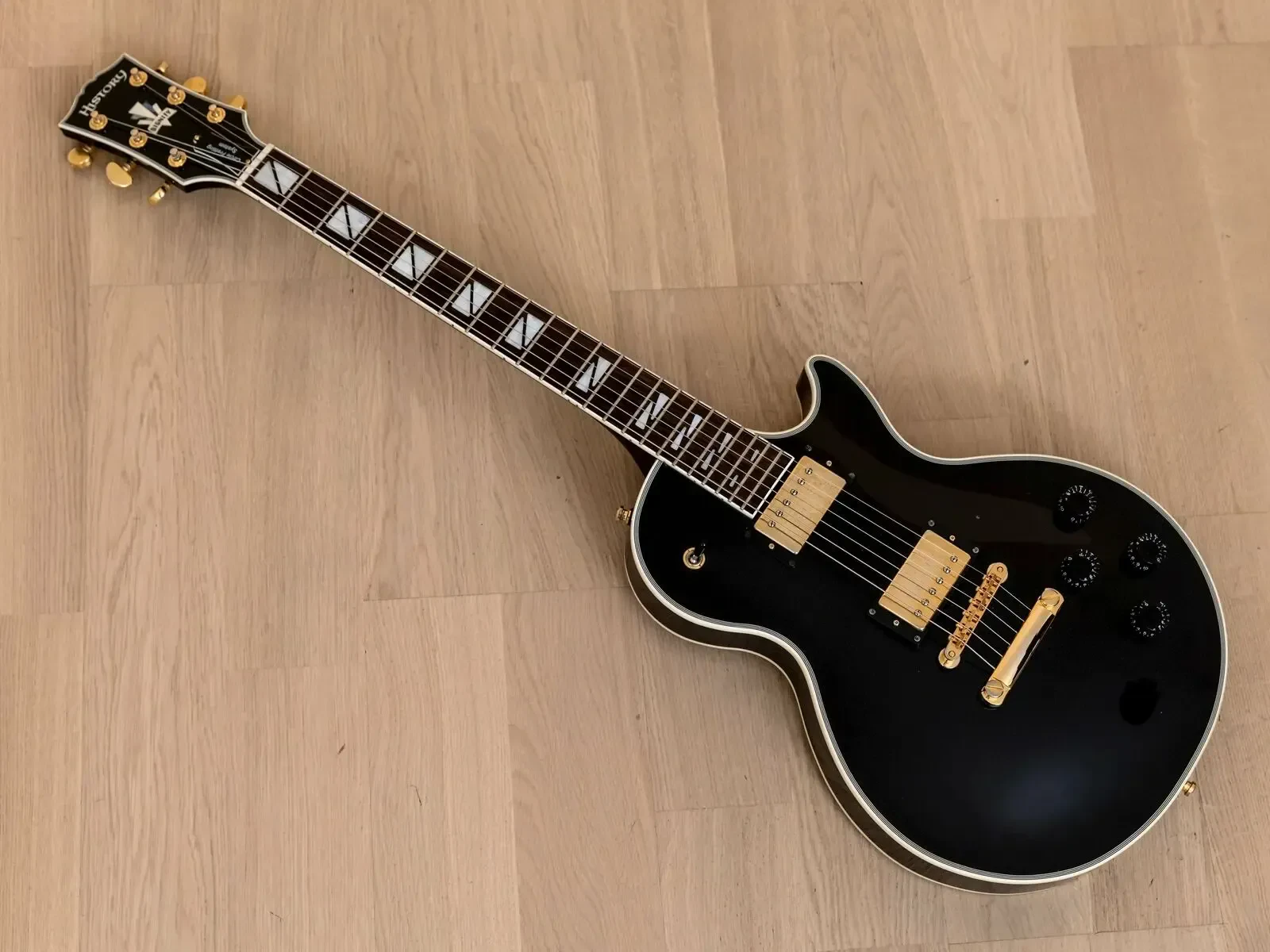 Изображение №6