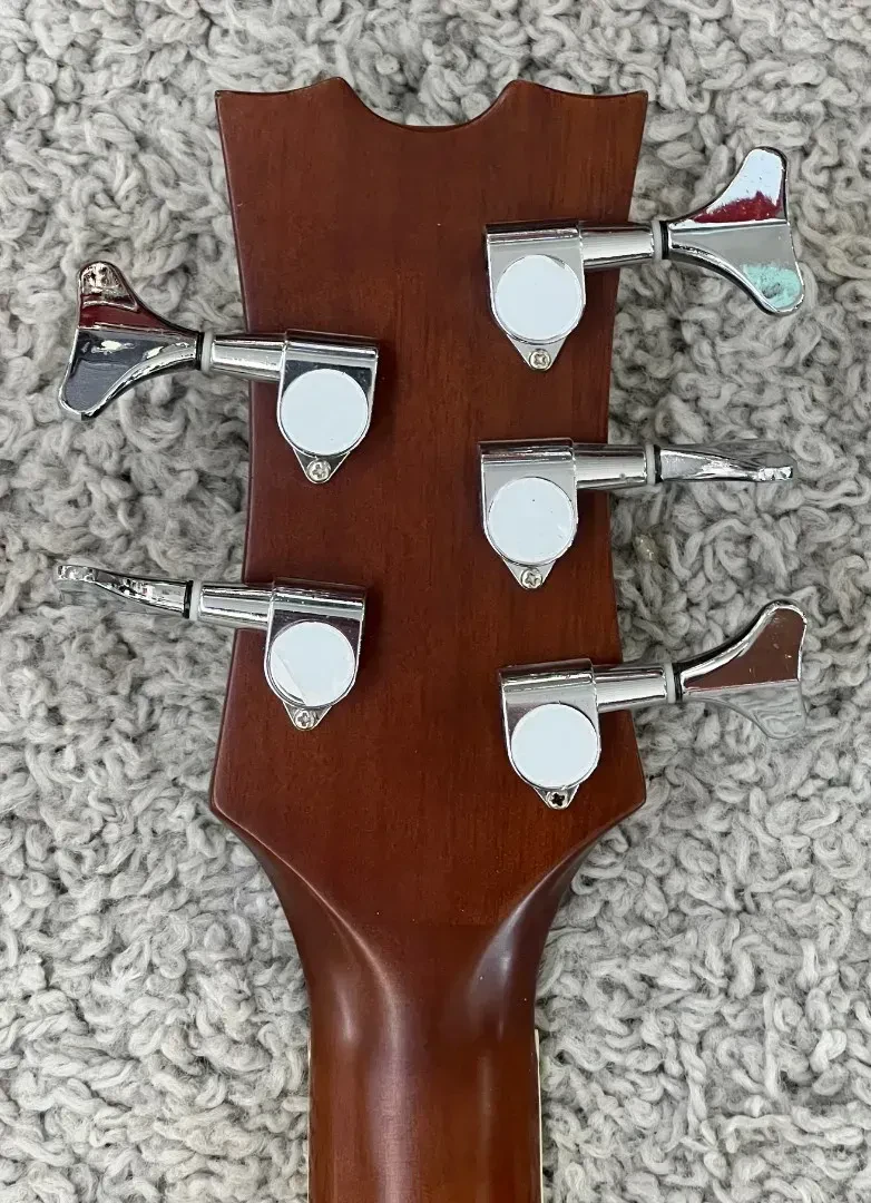 Изображение №5