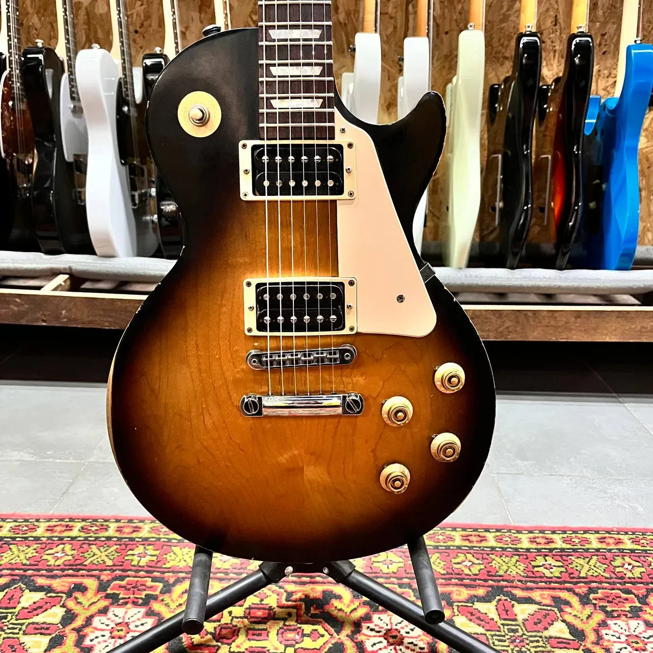 Электрогитара Gibson Les Paul Studio Tribute 50's HH Satin Sunbust w/Gigbag USA 2016