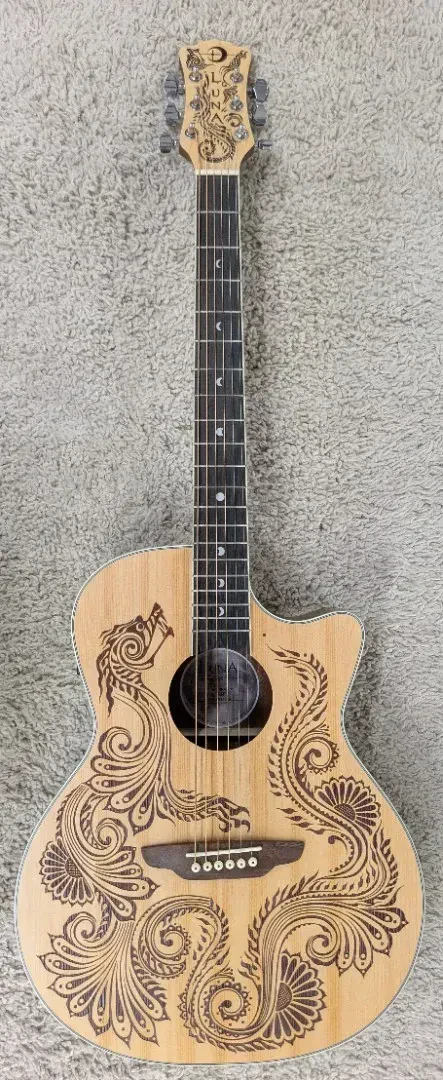 Электроакустическая гитара Luna Guitars HENDRASPR Grand Concert Henna Dragon