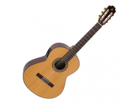 Классическая гитара с подключением Admira Juanita-EF